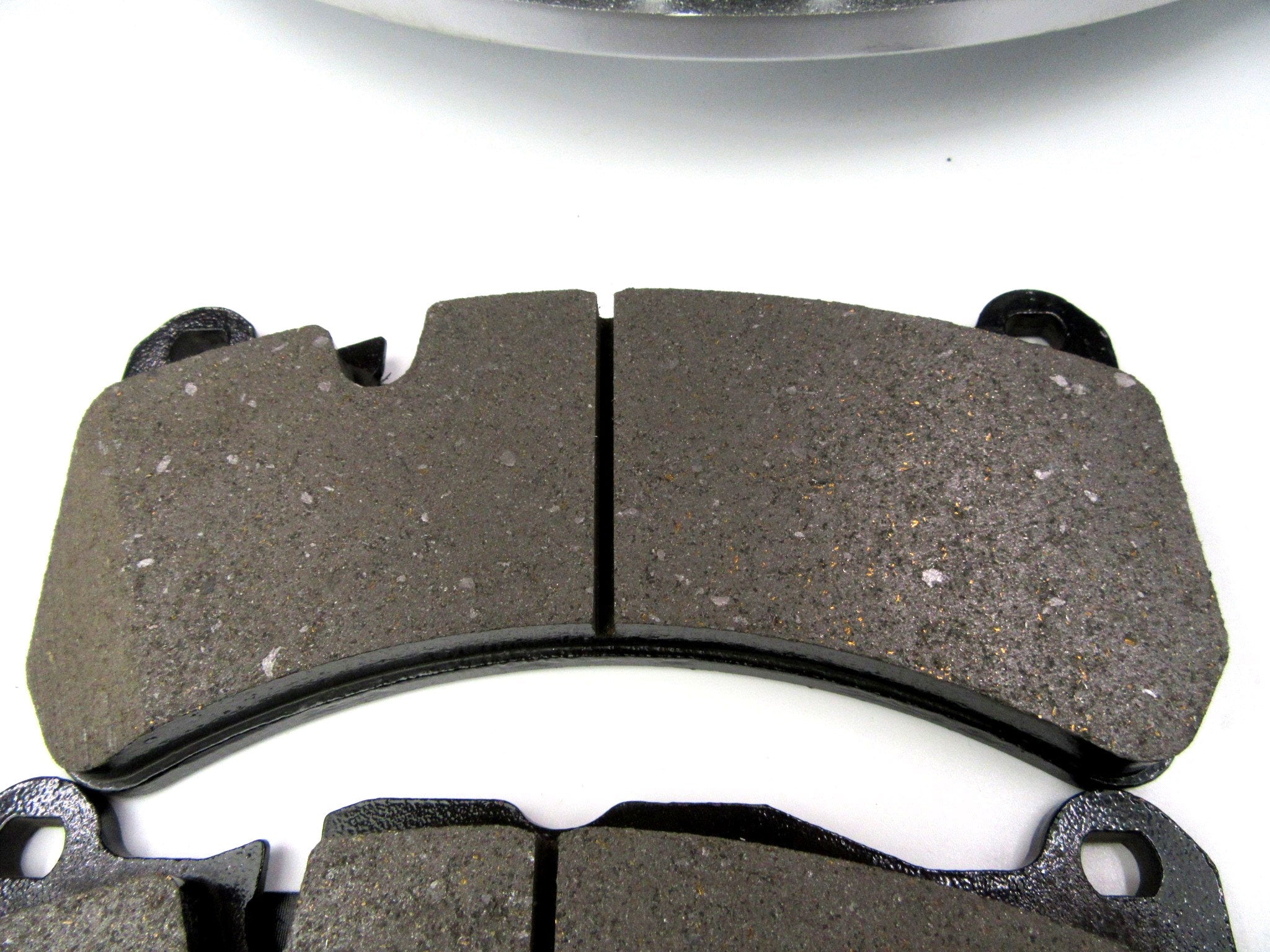 Maserati GranTurismo Gt front brake pads & rotors TopEuro #605 LOW DUST