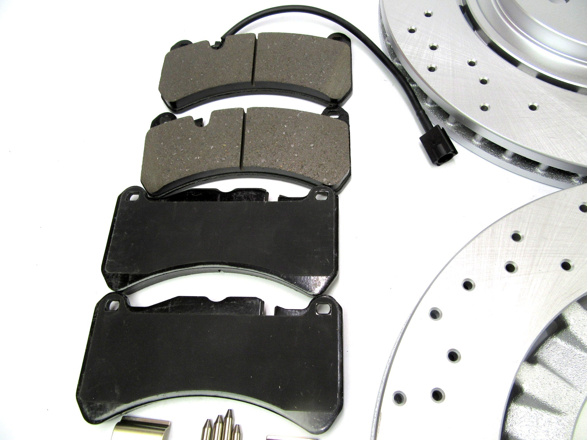 Maserati Ghibli Quattroporte 17-24 front rear brake pads & rotors FREE OIL FILTER #529