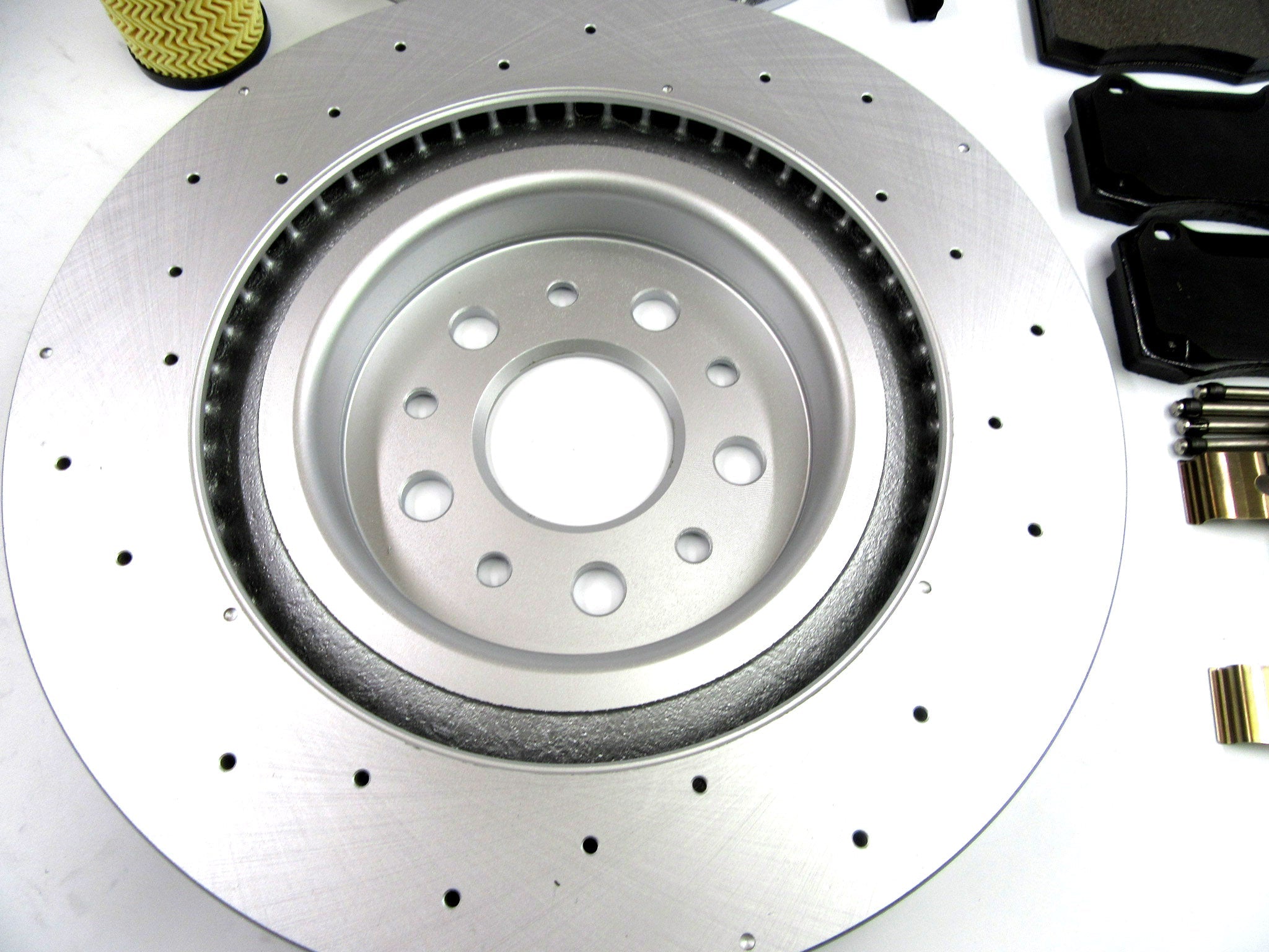 Maserati Ghibli Quattroporte 17-24 front rear brake pads & rotors FREE OIL FILTER #529