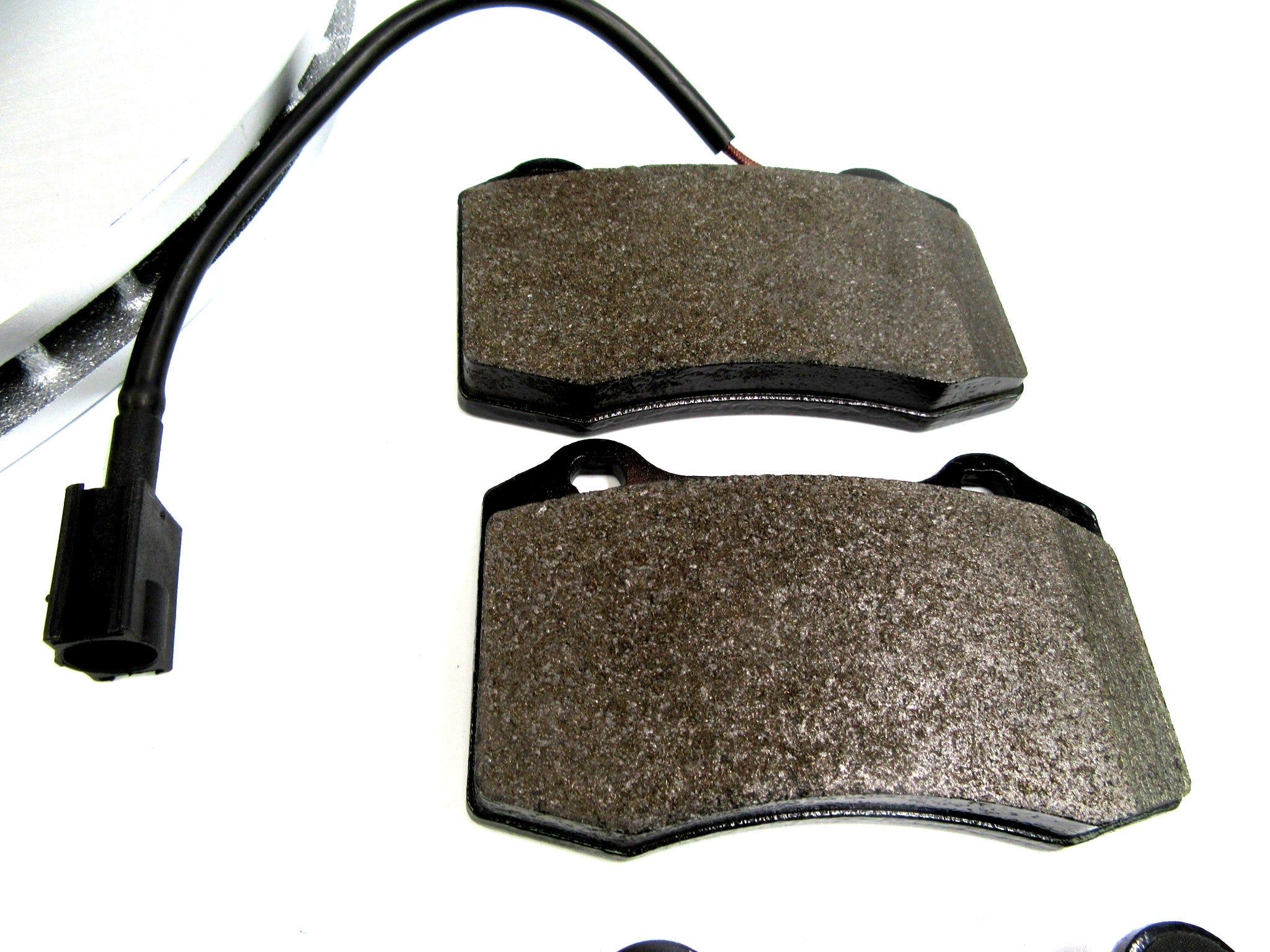 Maserati Ghibli Quattroporte 17-24 front rear brake pads & rotors FREE OIL FILTER #529