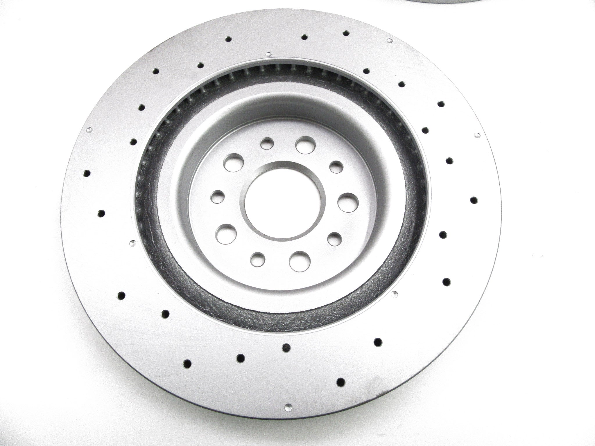 Maserati Quattroporte GTS rear brake pads and rotors TopEuro #681 2017-up