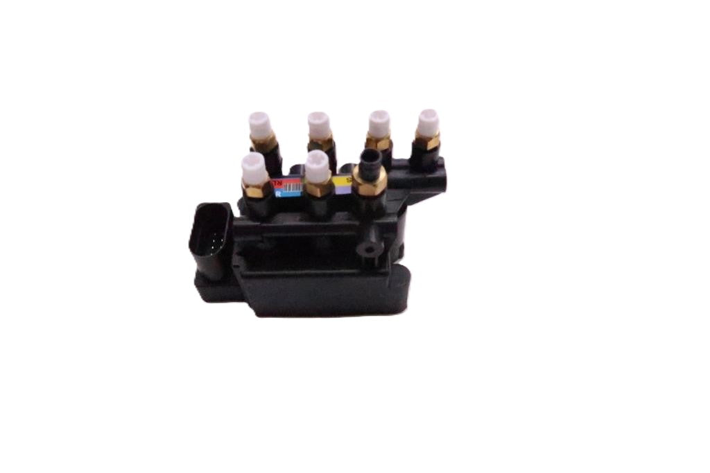 Rolls Royce Cullinan air suspension valve block #2202