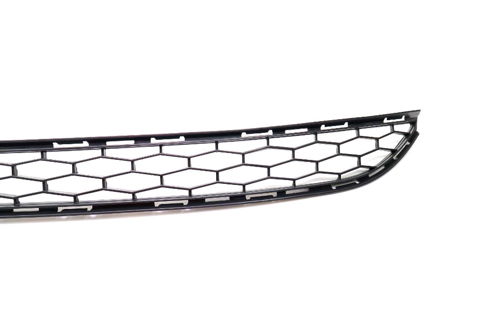 Maserati Quattroporte front bumper center grill #765
