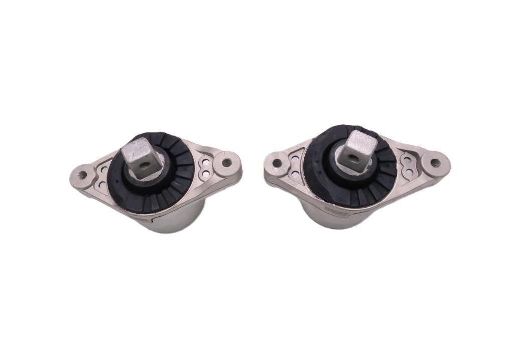 Maserati Ghibli Quattroporte 2WD rear wheel drive left & right engine mounts #2358