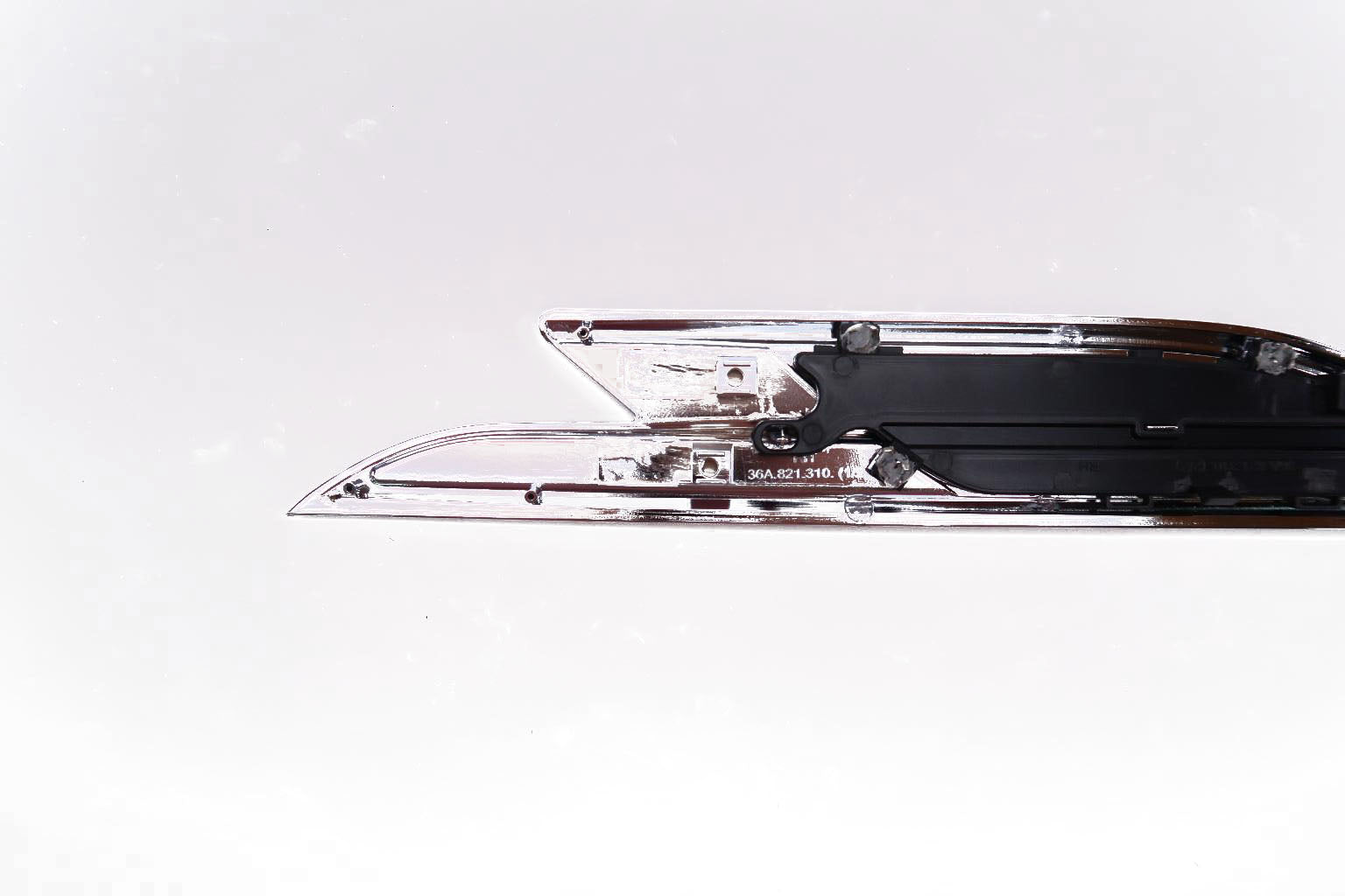 Bentley Bentayga chrome right fender air vent grill 1pc #2015