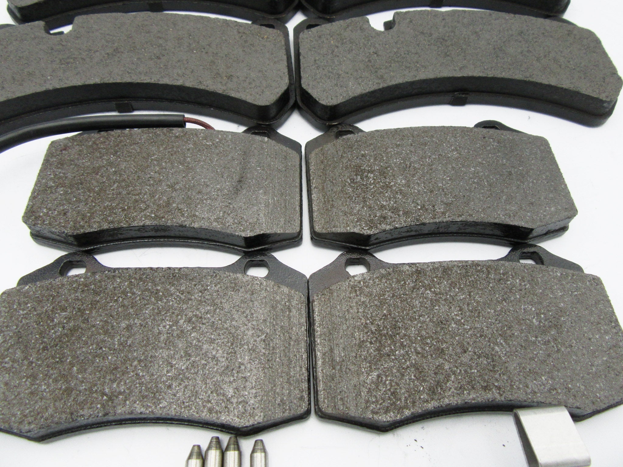 Maserati Ghibli Quattroporte front rear brake pads TopEuro 2014-2024 #118