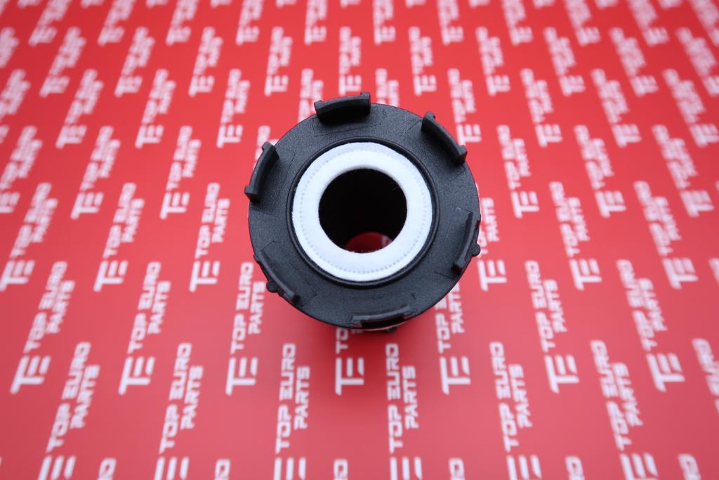 Lamborghini Urus V8 oil filter #2043